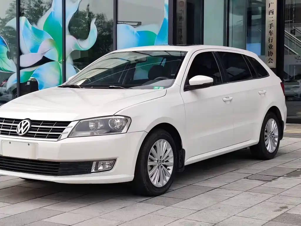 Volkswagen Gran Lavida 2014