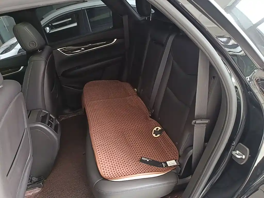 Cadillac XT5 — миниатюра 17