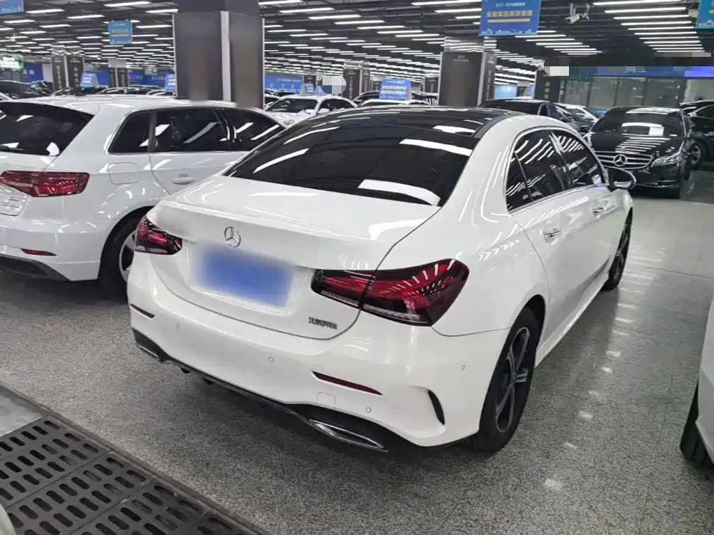 Mercedes-Benz A-Class — миниатюра 7