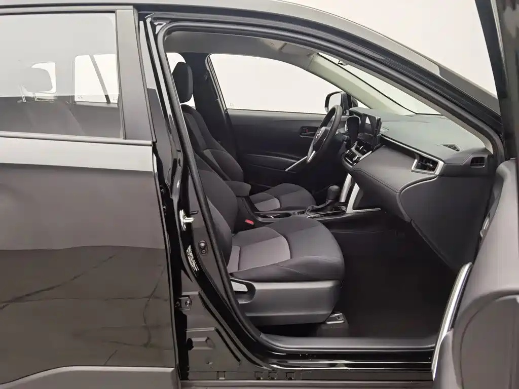 Toyota Frontlander — миниатюра 23