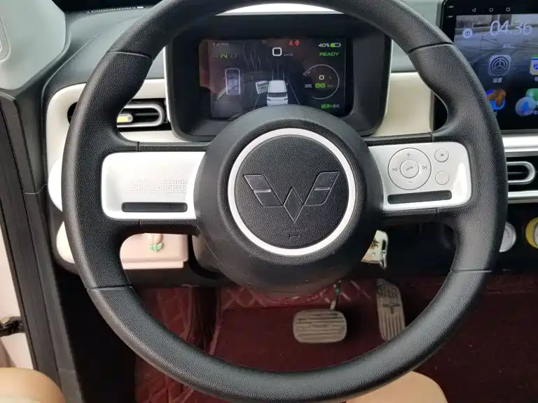 Wuling MINIEV — миниатюра 11