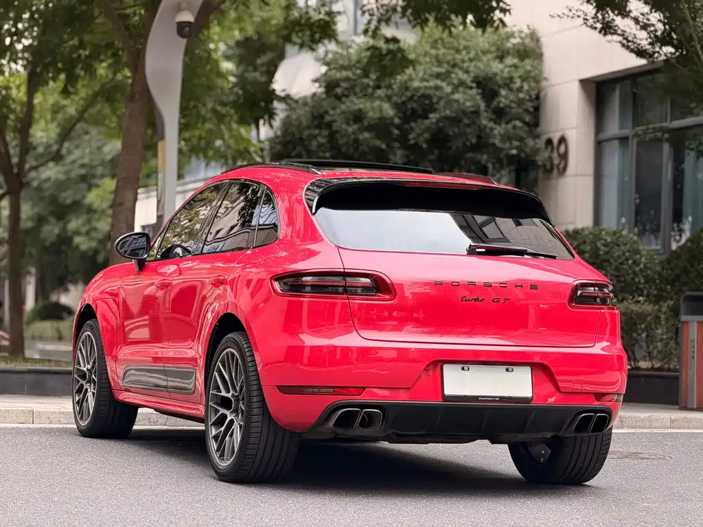 Porsche Macan — миниатюра 28