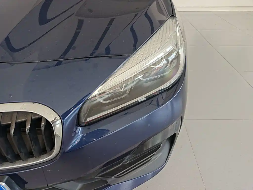 BMW 2 Series Active Tourer — миниатюра 24