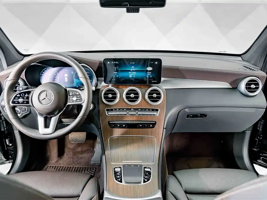 Mercedes-Benz GLC — миниатюра 10