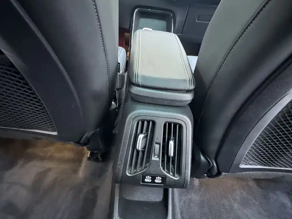 BMW X1 — миниатюра 12
