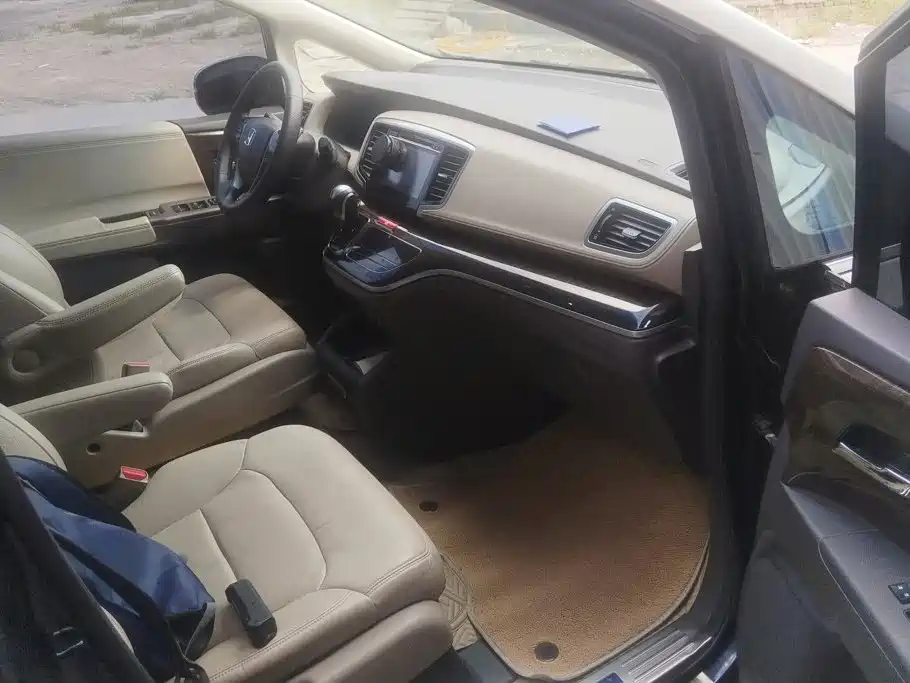 Honda Odyssey — миниатюра 8