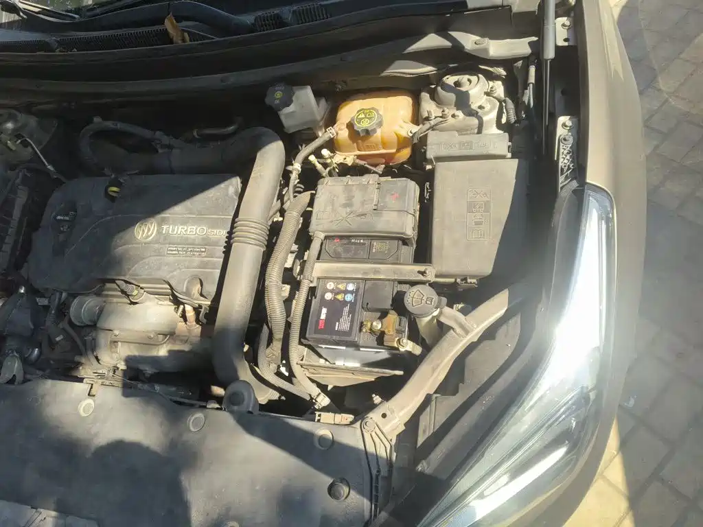 Buick Envision Plus — миниатюра 21