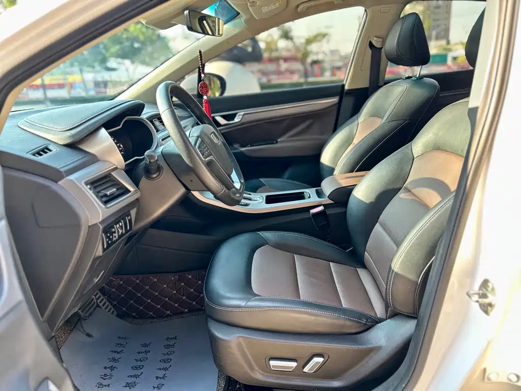Geely Emgrand GS — миниатюра 11