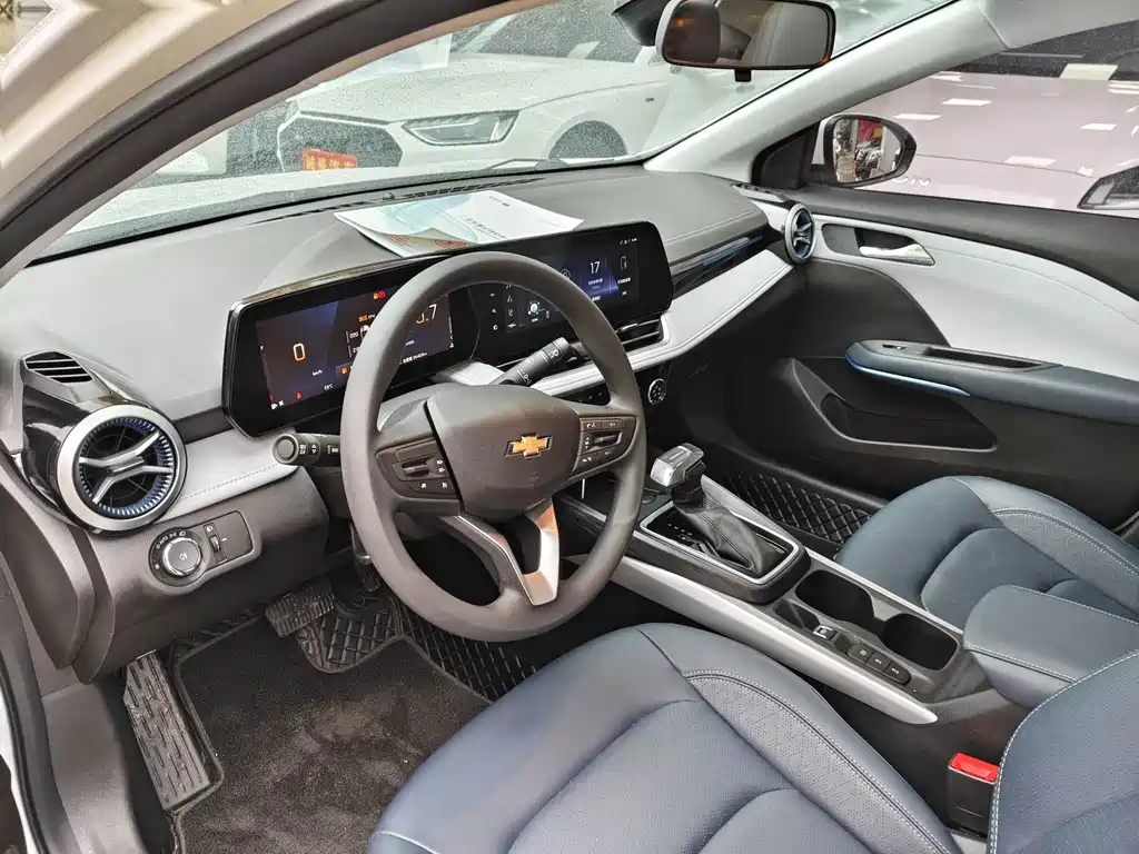 Chevrolet Monza — миниатюра 4