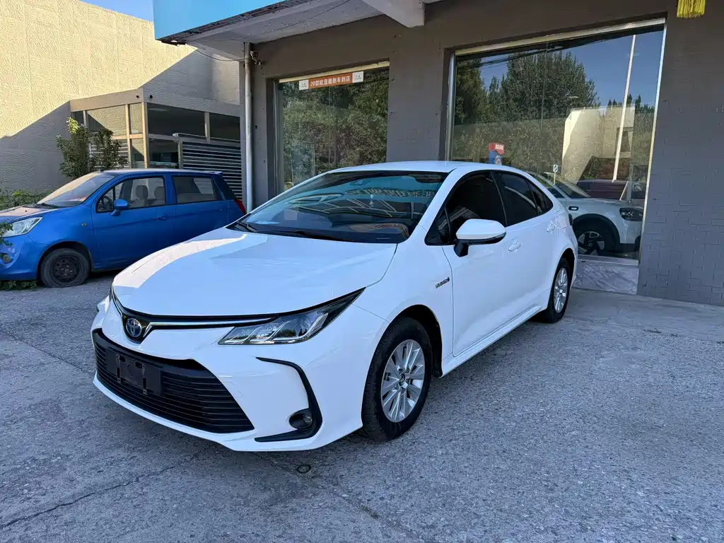 Toyota Corolla — миниатюра 5