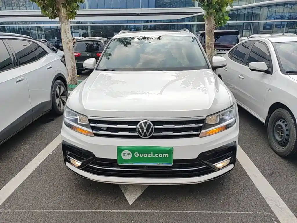Volkswagen Tiguan L — миниатюра 3