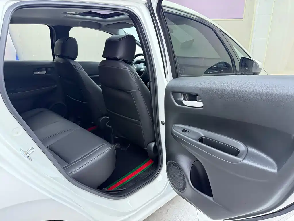Honda Fit — миниатюра 19