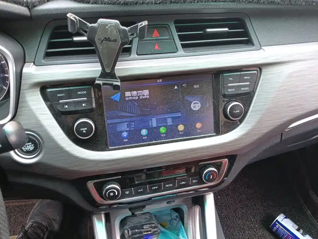 Geely Vision X3 — миниатюра 14