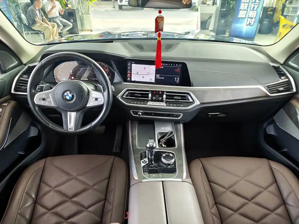 BMW X5 — миниатюра 5
