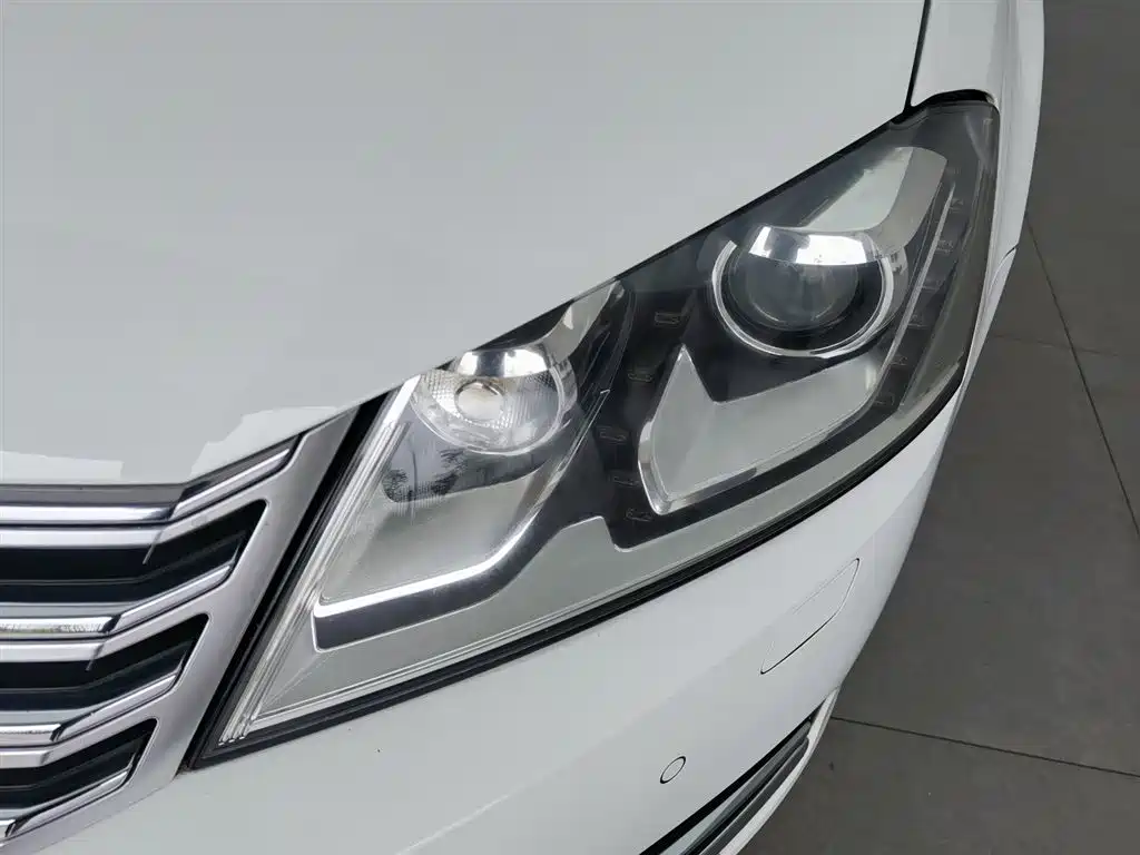 Volkswagen Magotan 2013 2.0TSI