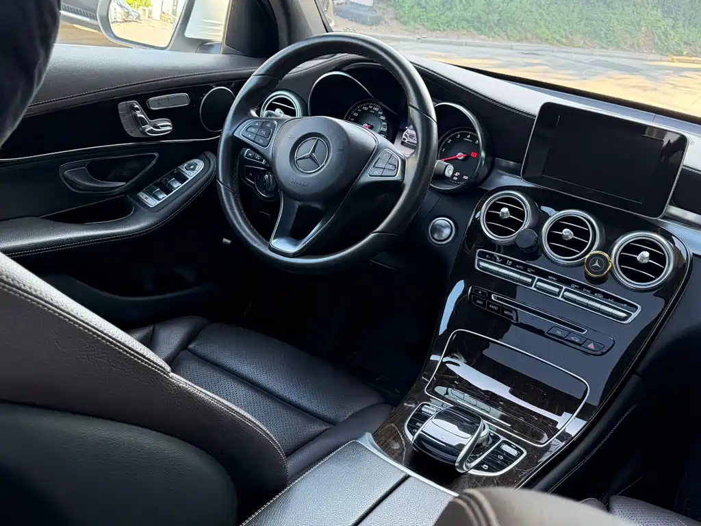 Mercedes-Benz GLC — миниатюра 3