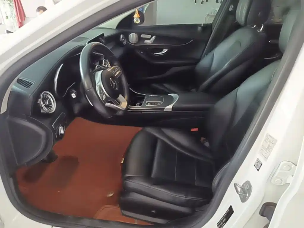 Mercedes-Benz C-Class — миниатюра 15
