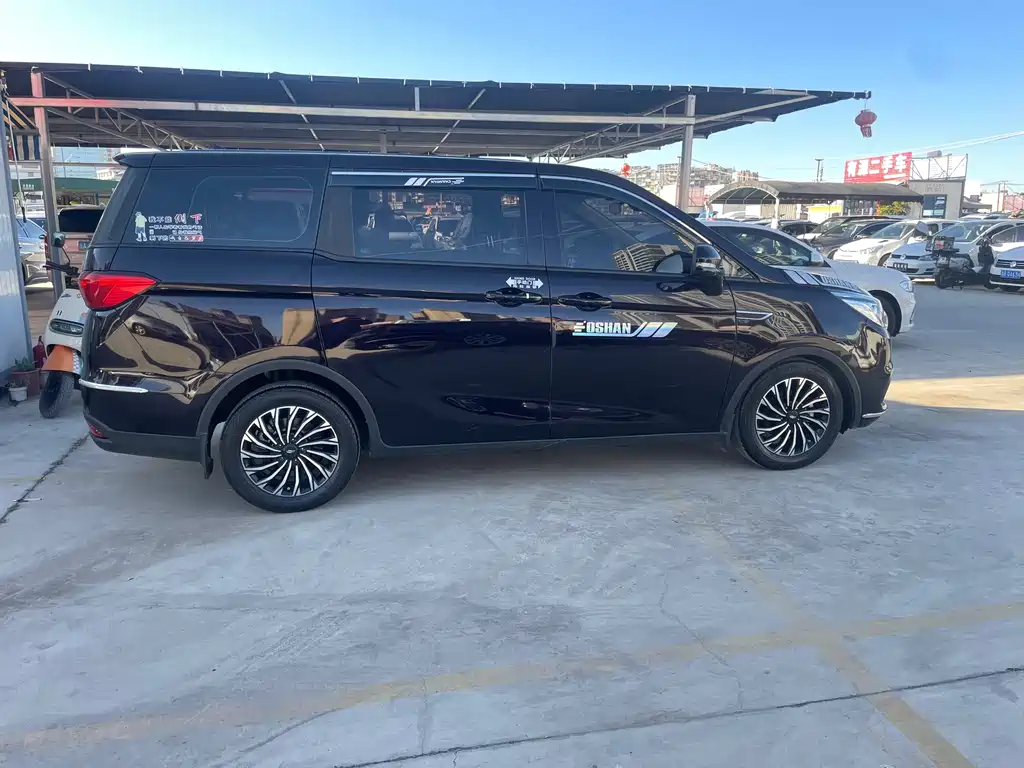 CHANGAN CHANGAN AUCHAN KESHANG EV