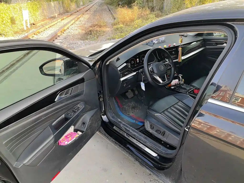 Volkswagen Passat — миниатюра 14