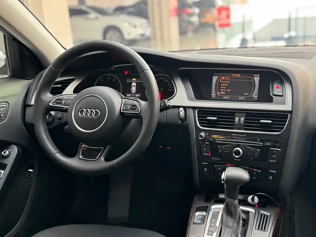 Audi A4L — миниатюра 17