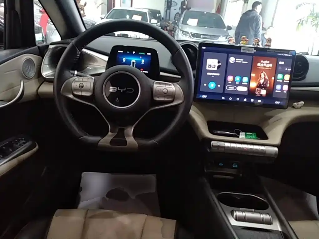 BYD Dolphin — миниатюра 11