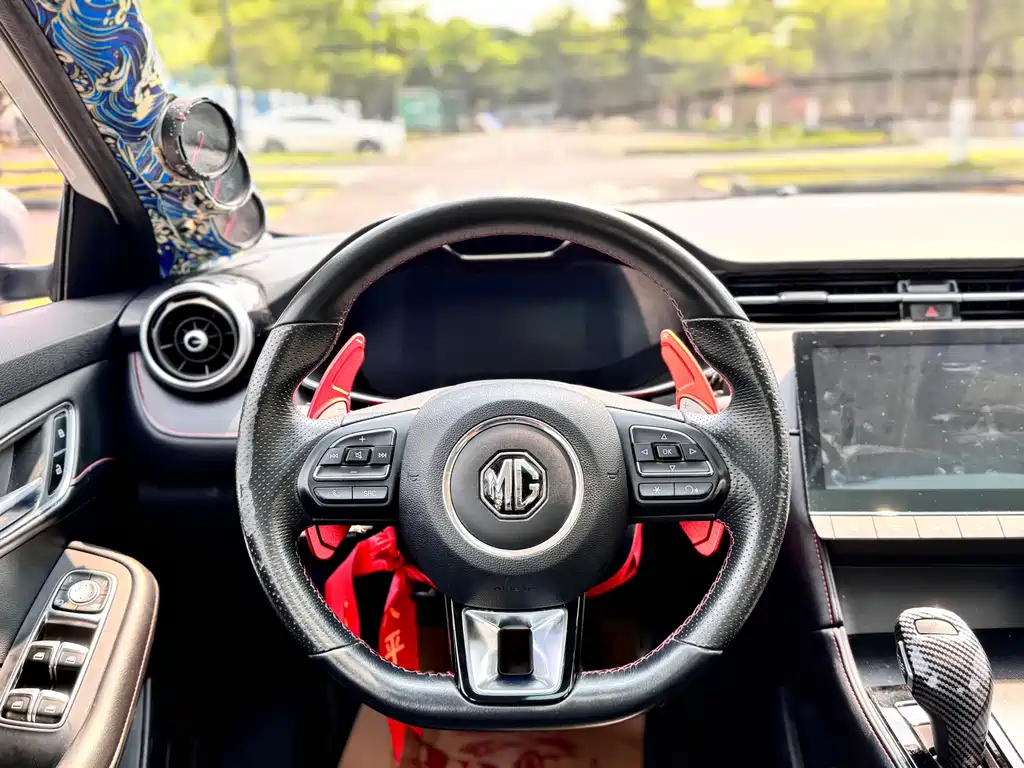MG MG6 — миниатюра 9