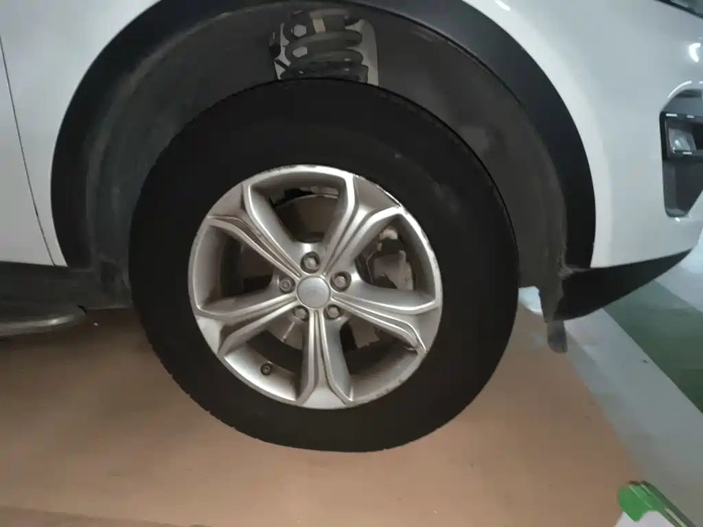 Land Rover Discovery Sport — миниатюра 24