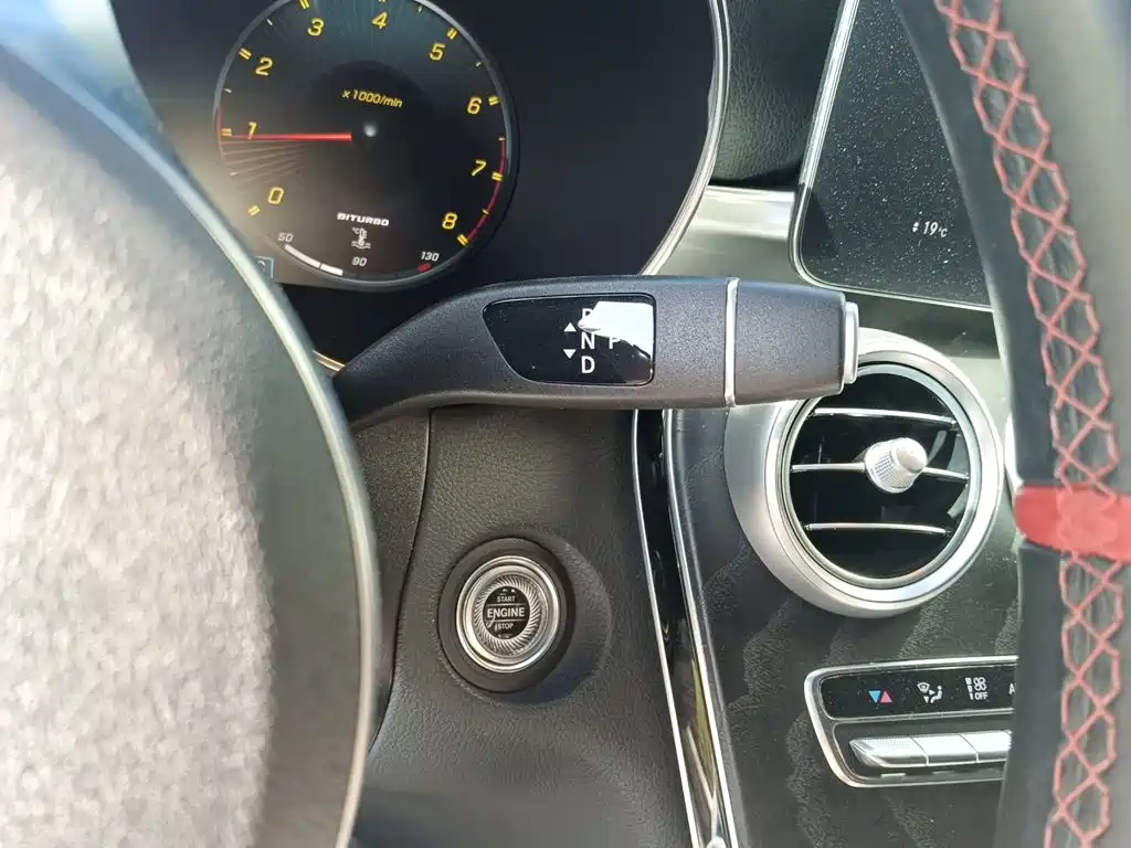 Mercedes-Benz GLC AMG — миниатюра 10