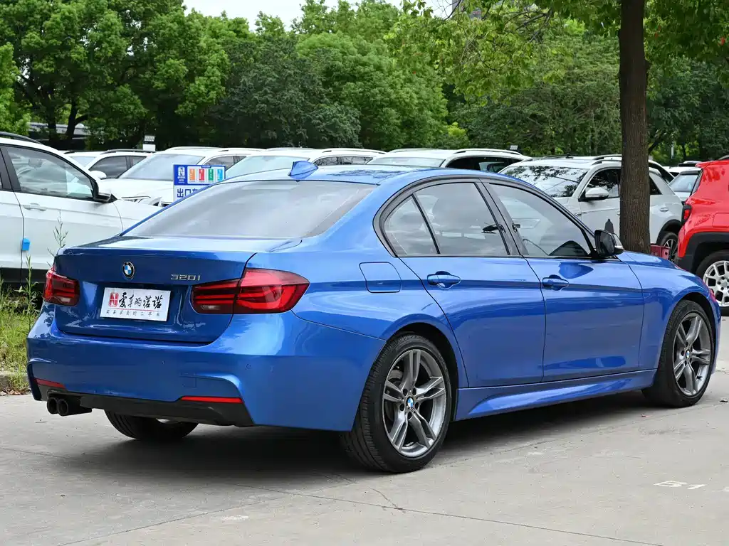 BMW 3 Series — миниатюра 7