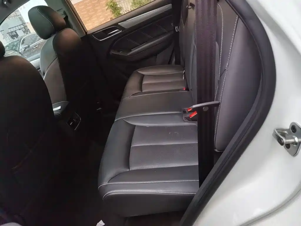 Roewe RX5 — миниатюра 22