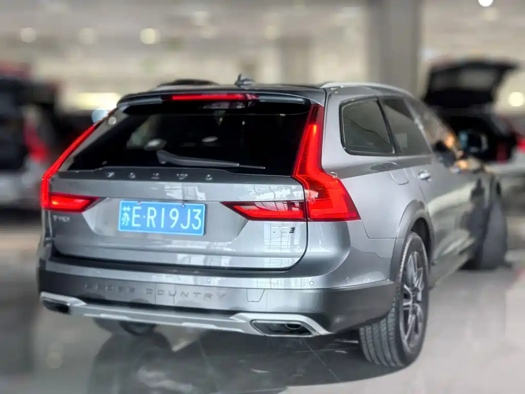 Volvo V90 — миниатюра 4