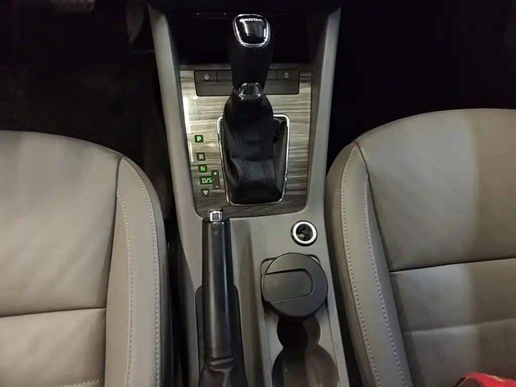Skoda Octavia — миниатюра 14
