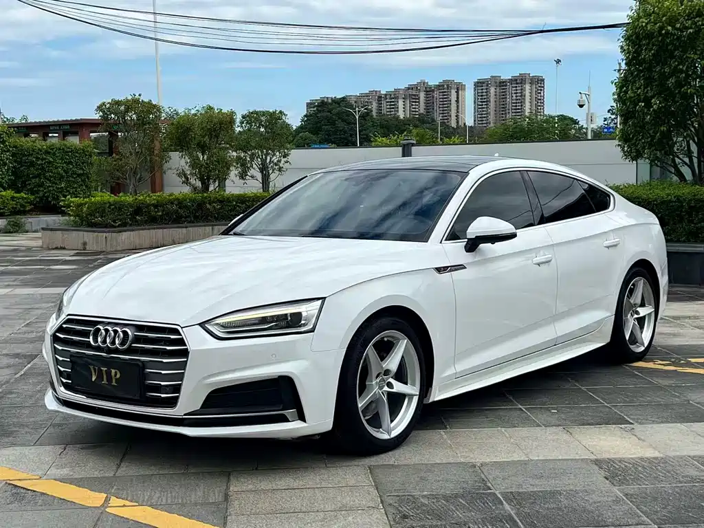 Audi A5 (Import)