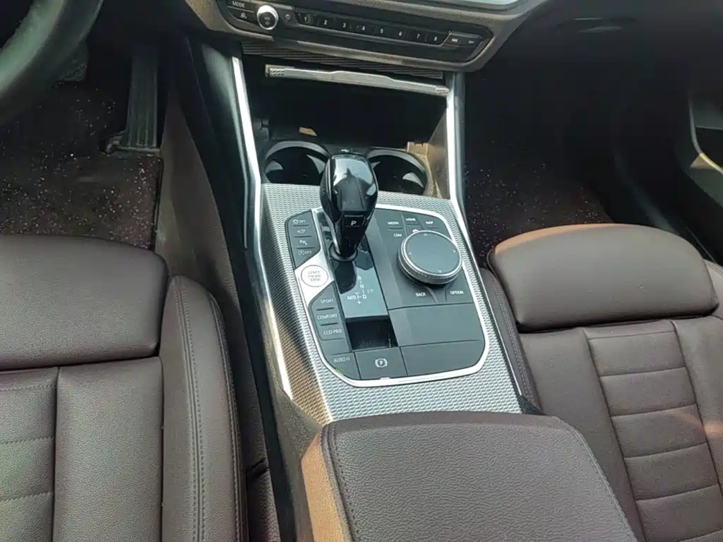 BMW 3 Series — миниатюра 14