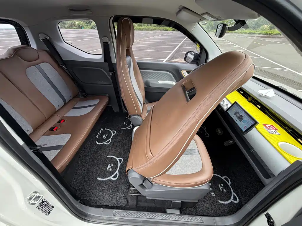 Wuling MINIEV — миниатюра 9
