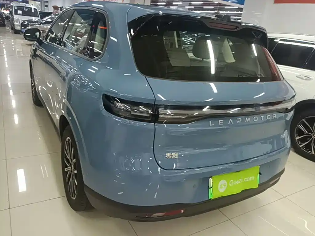 Leapmotor Leapmotor B10 — миниатюра 5