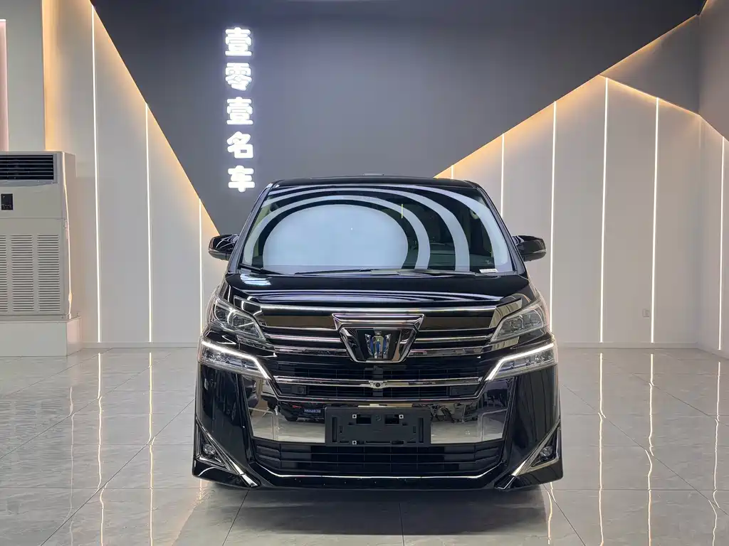 Toyota Vellfire — миниатюра 2