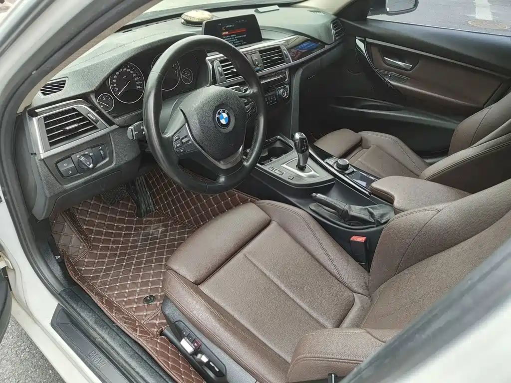 BMW 3 Series — миниатюра 4