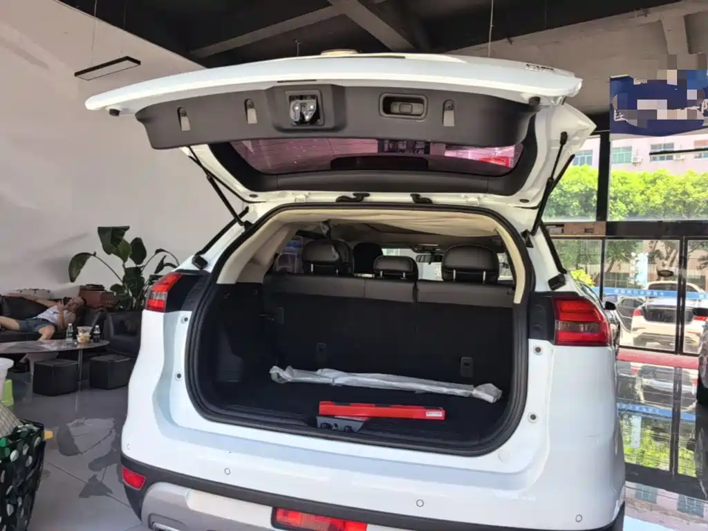 Geely Boyue — миниатюра 19