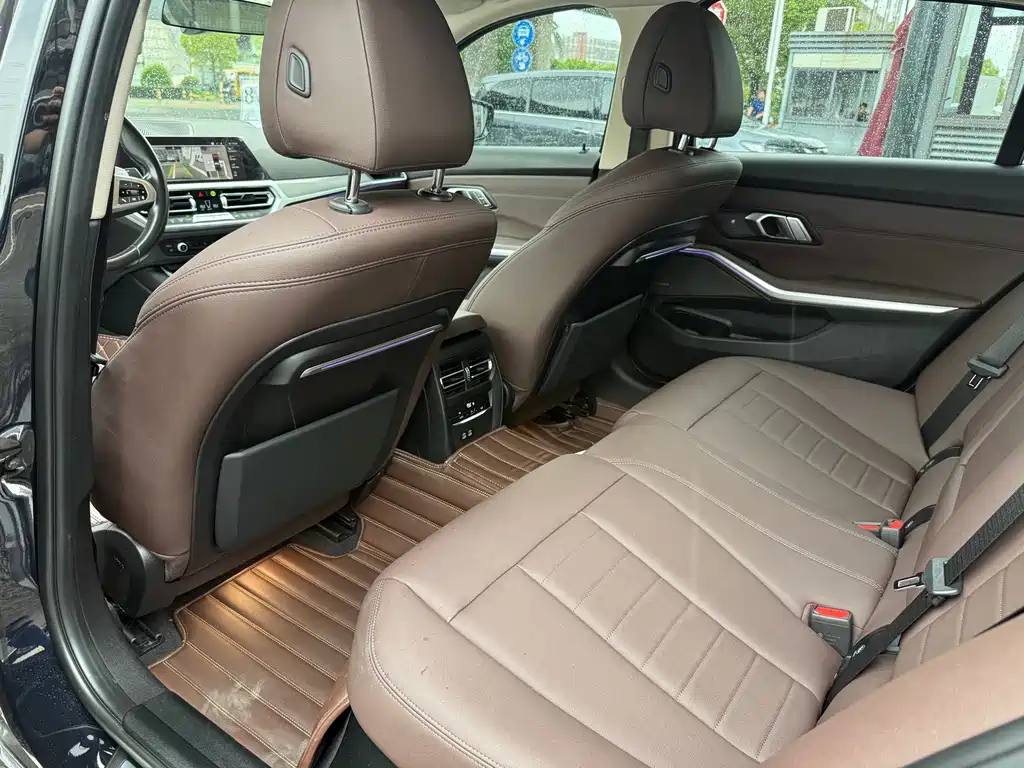 BMW 3 Series — миниатюра 7