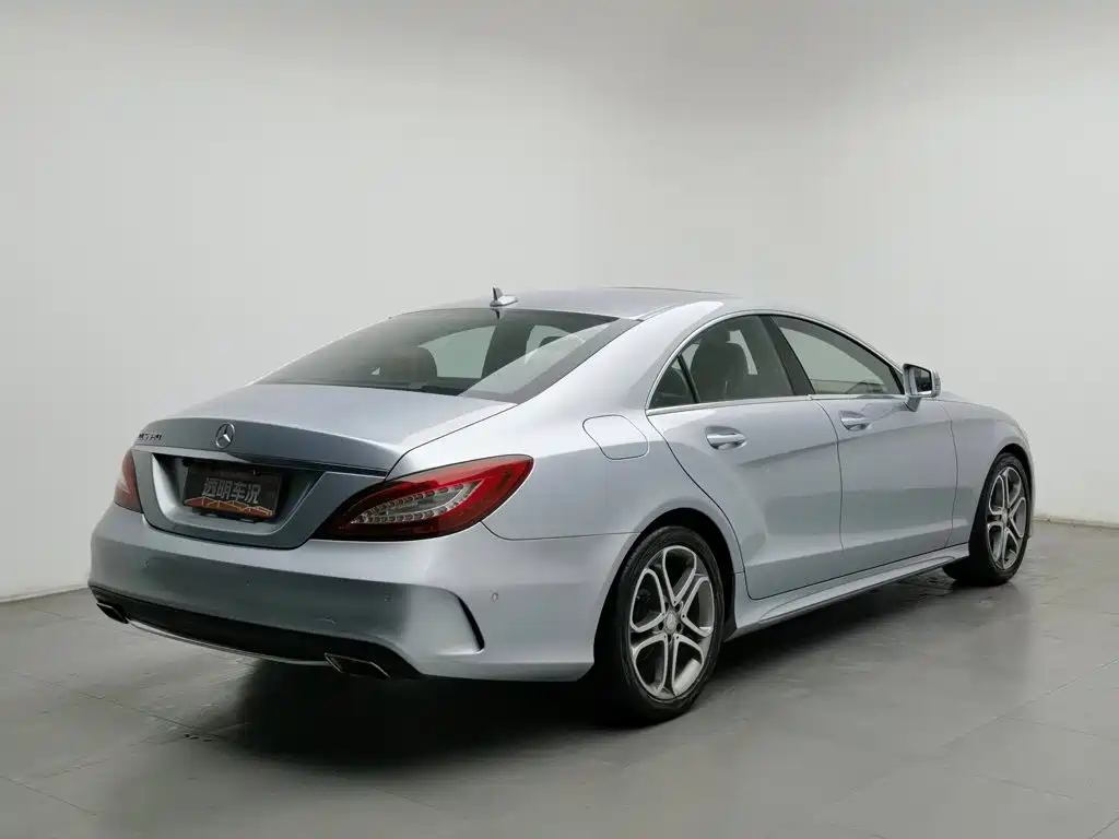 Mercedes-Benz CLS
