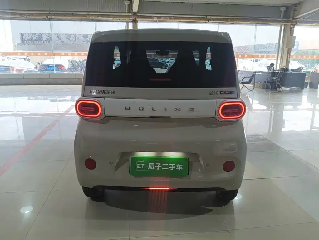 Wuling MINIEV — миниатюра 6