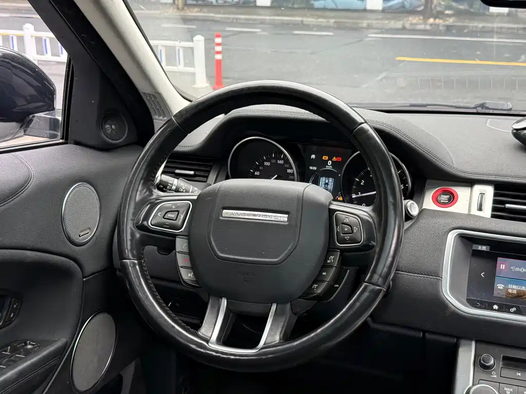 Land Rover Evoque — миниатюра 6