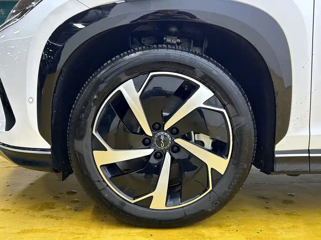 BYD Sealion 07 EV — миниатюра 8
