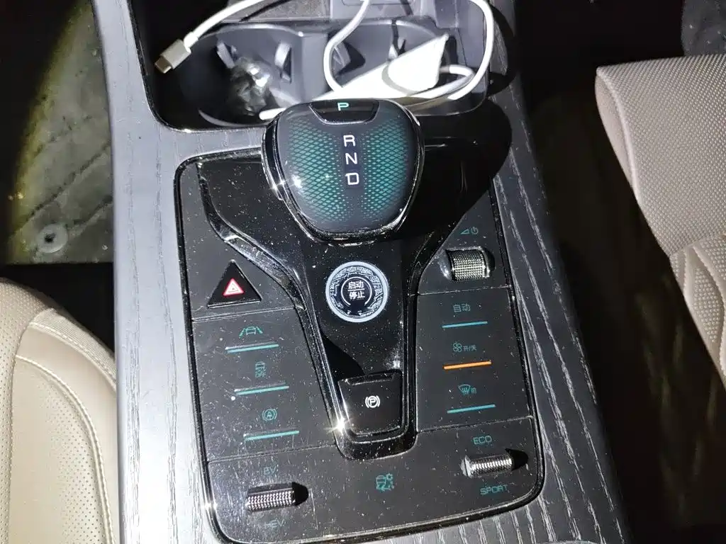 BYD Han — миниатюра 15