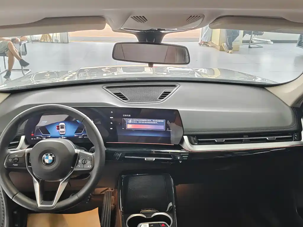 BMW X1 — миниатюра 5
