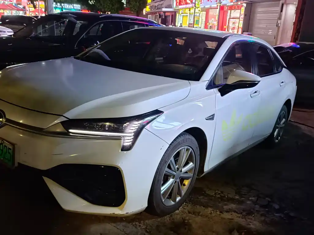 Toyota Camry 2024 2.0HGVP Luxury