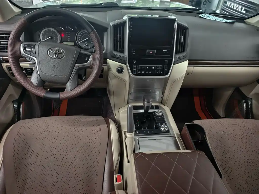 Toyota Land Cruiser — миниатюра 2
