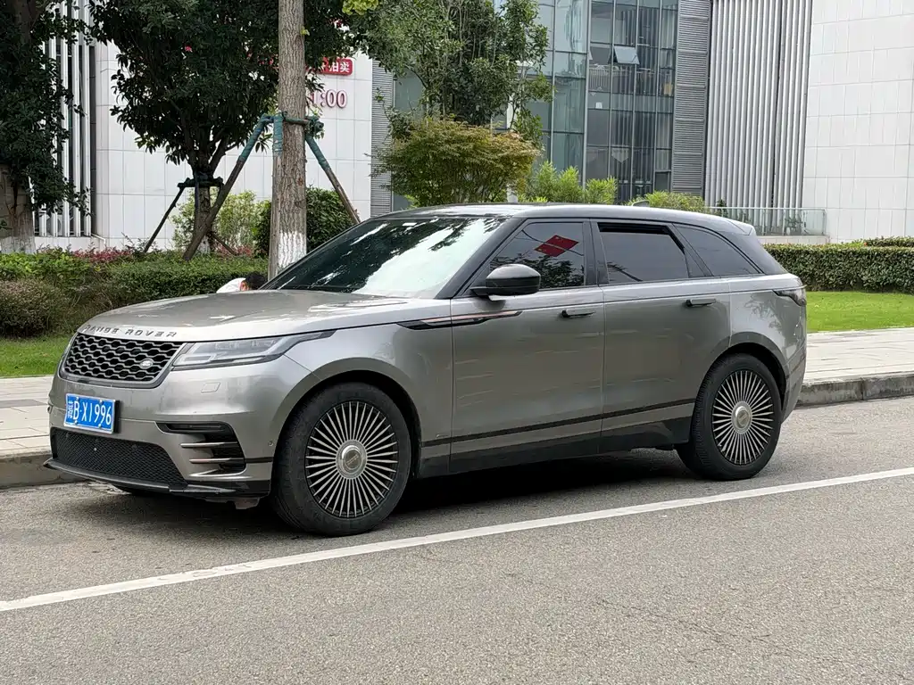 Land Rover Velar