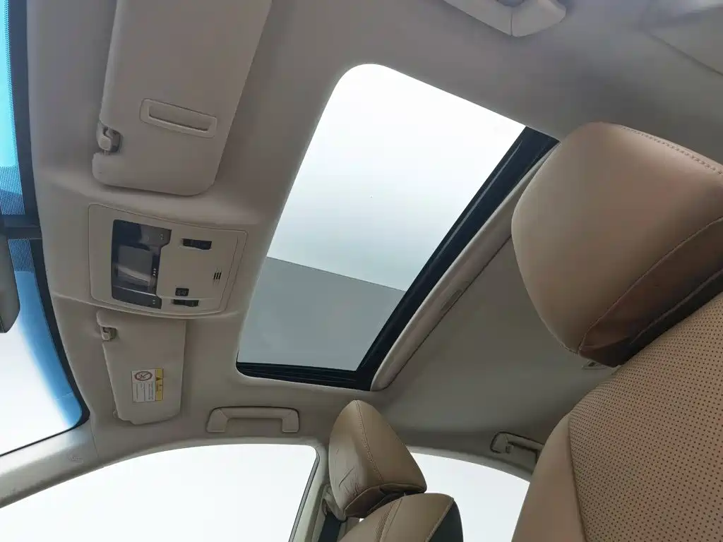 Lexus ES — миниатюра 14